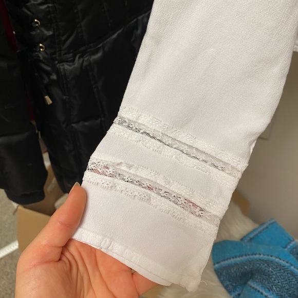 White Top - Picture 2 of 5